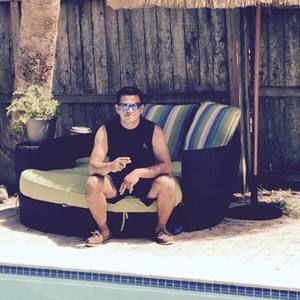 Meet your Posher, Herman